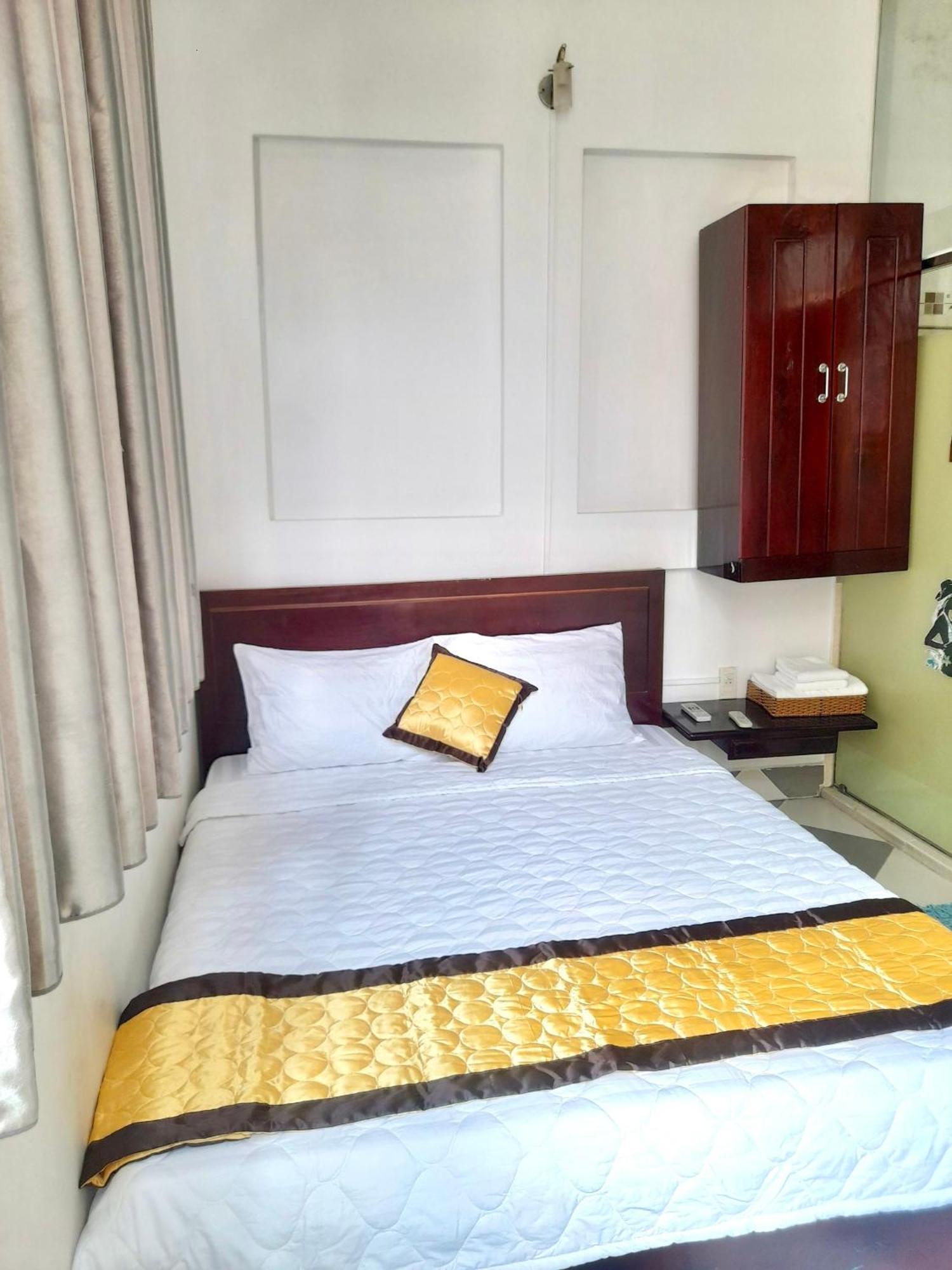 Mes Hotel - Ngay Ben Ninh Kieu 芹苴 外观 照片