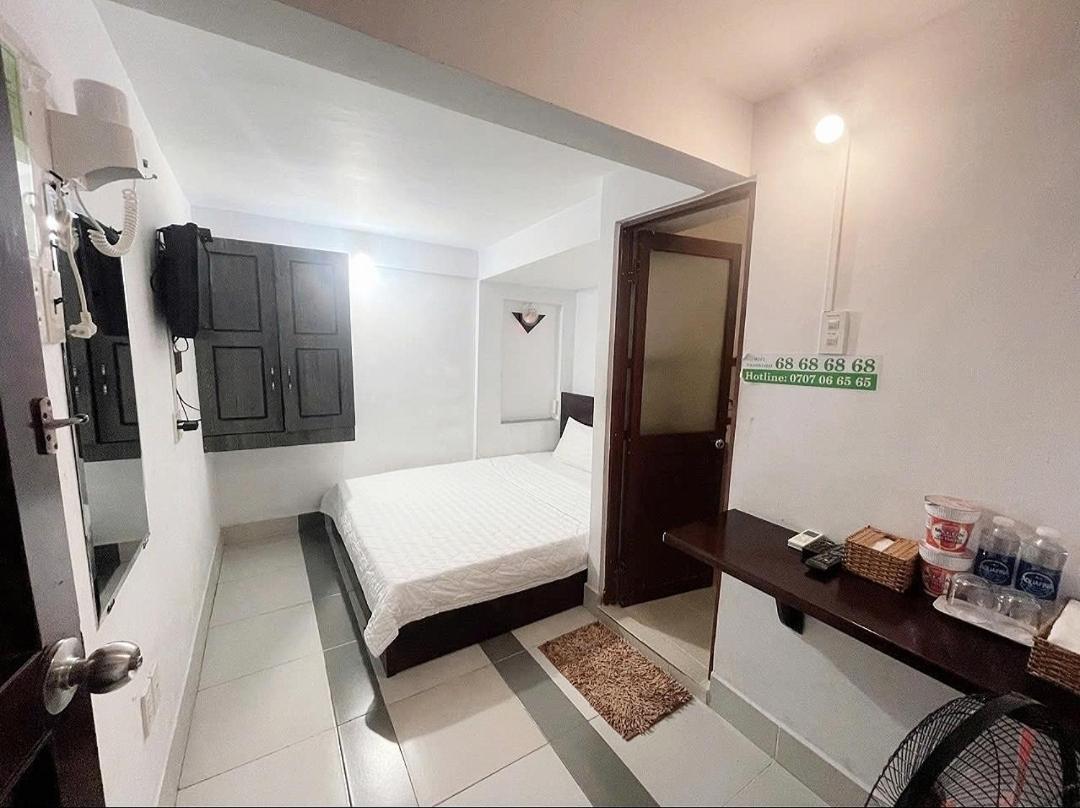 Mes Hotel - Ngay Ben Ninh Kieu 芹苴 外观 照片